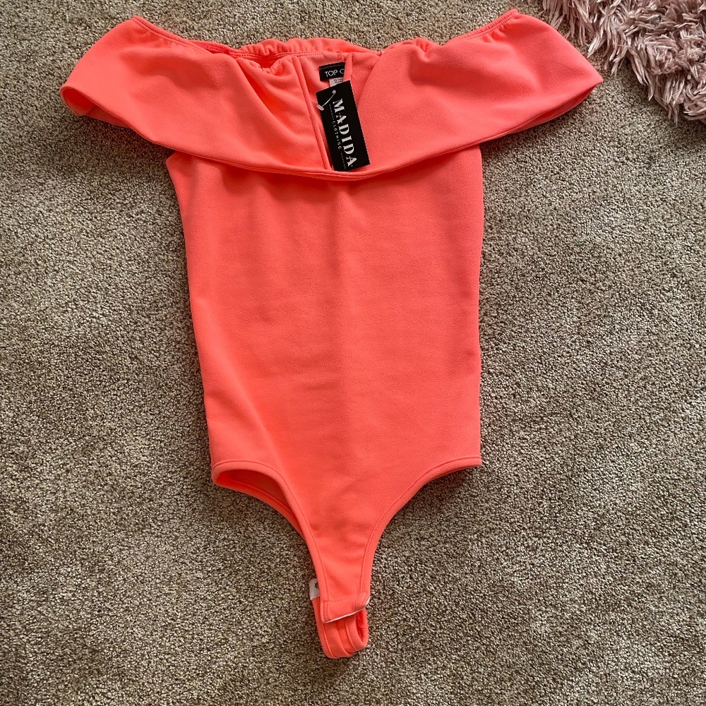 Madida off the shoulder body suit: hot pink, size small